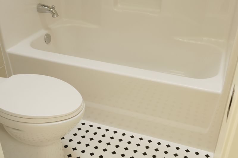 Bathtub Replacement in Huntington Woods, MI